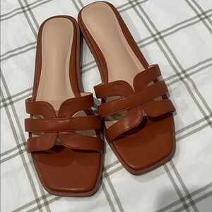 Amazon Brown Cognac Women's Sandals Size 8.5